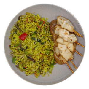 Nasi met kipsaté en satésaus